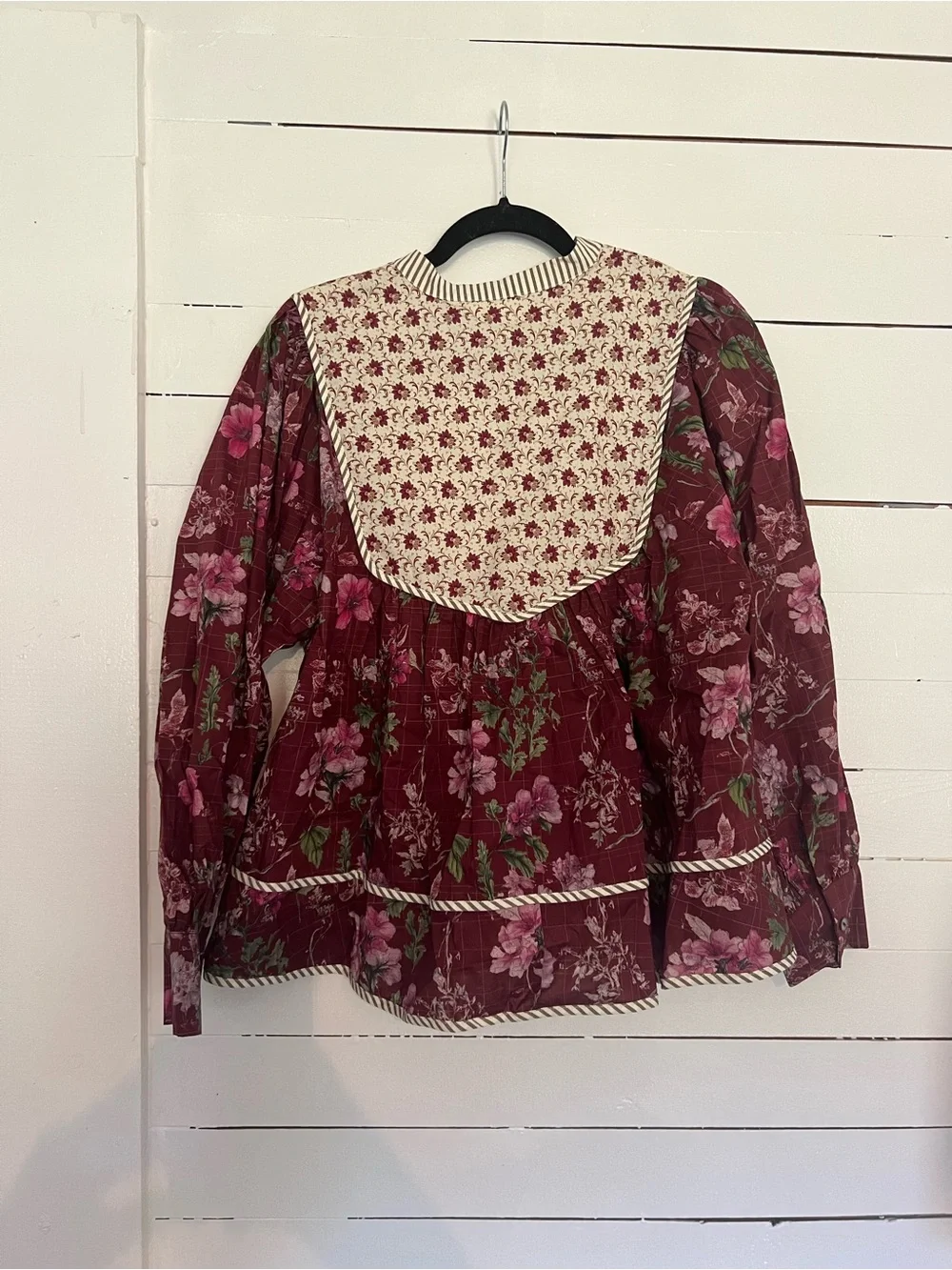 Entro burgundy blouse Floral Print Bib Front Top